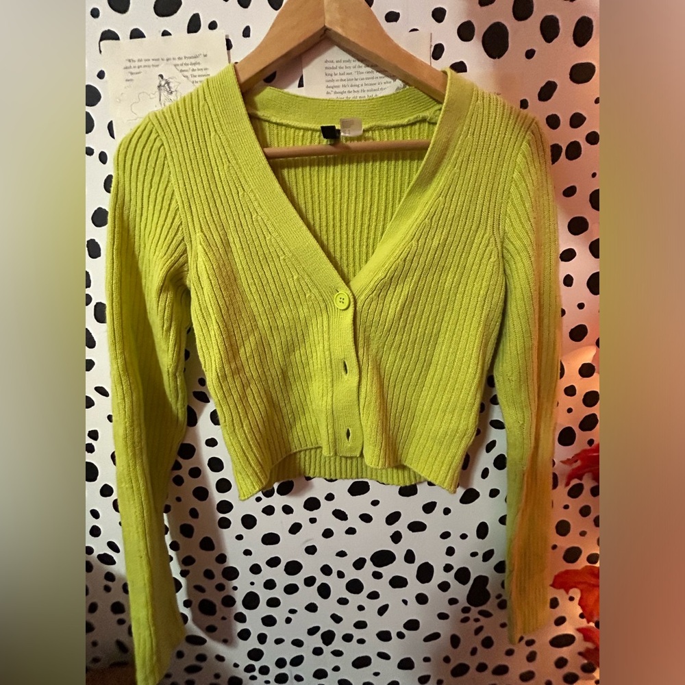Lime green sweater/cardigan cropped